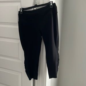 MPG capri black leggings